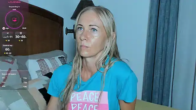 Christine 35 online show from 03-26-26, 11:30