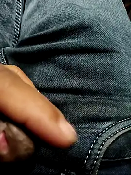 Rockybul1 online show from 10-10-25, 10:21