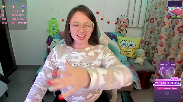 Snapshot of linda-schmidt chatting on 03-13-25, 12:16 linda-schmidt online show from 03-13-25, 12:16