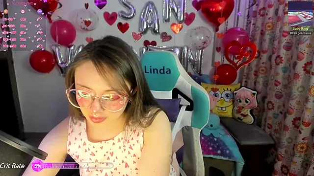 Snapshot of linda-schmidt chatting on 02-15-25, 12:48 linda-schmidt online show from 02-15-25, 12:48