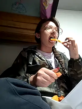 linda-schmidt online show from 11-12-25, 01:54