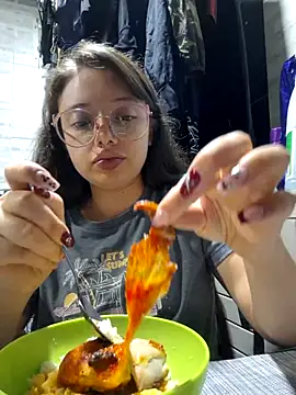 linda-schmidt online show from 11-19-25, 12:10