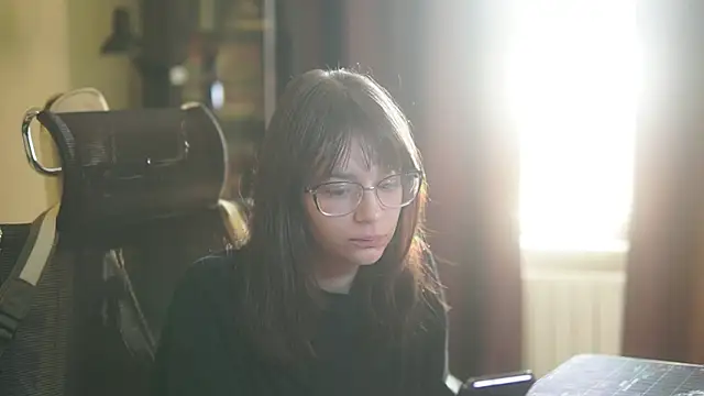 alyssa sweet online show from 09-25-25, 04:18
