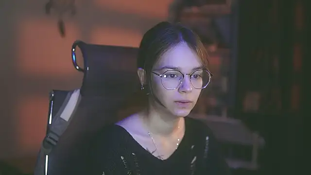 Snapshot of alyssa_sweet chatting on 02-25-26, 04:34 alyssa sweet online show from 02-25-26, 04:34