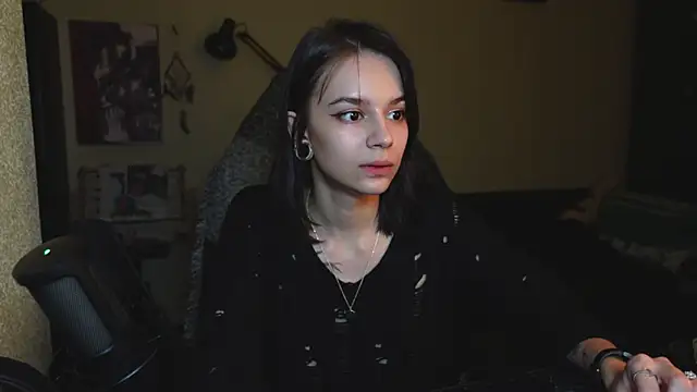 alyssa sweet online show from 03-17-25, 02:19