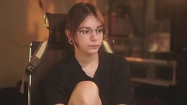 Snapshot of alyssa_sweet chatting on 03-03-26, 04:30 alyssa sweet online show from 03-03-26, 04:30