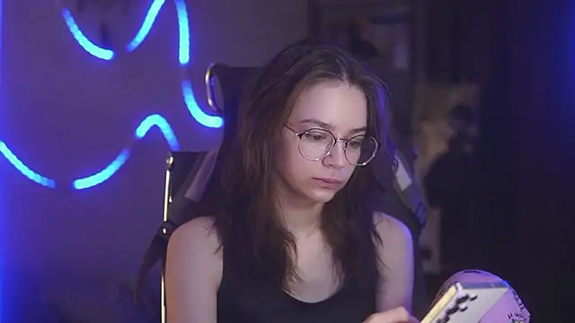 alyssa sweet online show from 03-27-26, 04:54