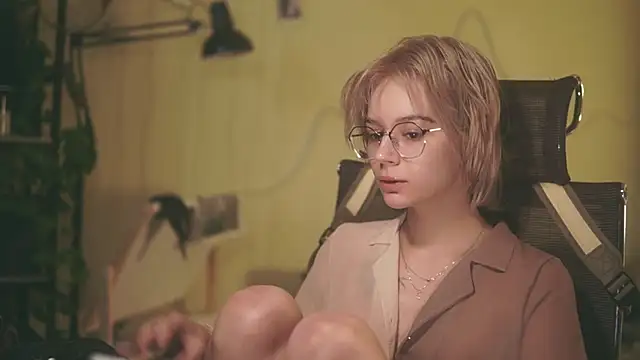 alyssa sweet online show from 06-08-26, 05:52