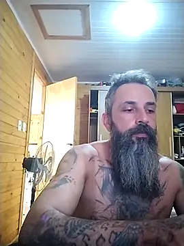 Snapshot of mitrandyr chatting on 02-26-26, 01:22 mitrandyr online show from 02-26-26, 01:22