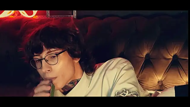 HotDogsStudio online show from 05-28-26, 05:52