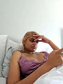 Snapshot of DirtySnowball69 chatting on 09-28-25, 11:06 DirtySnowball69 online show from 09-28-25, 11:06