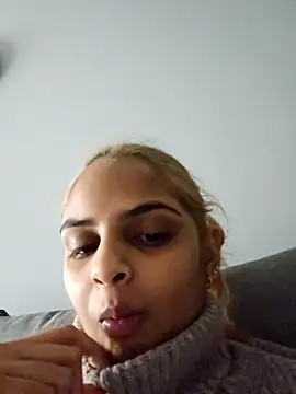 Snapshot of DirtySnowball69 chatting on 09-19-25, 01:37 DirtySnowball69 online show from 09-19-25, 01:37