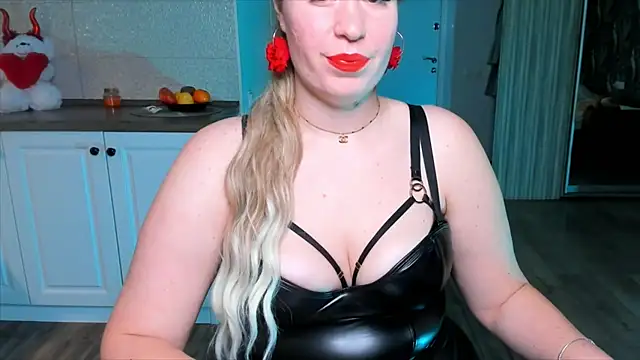 HotTiffani online show from 11-29-25, 03:56