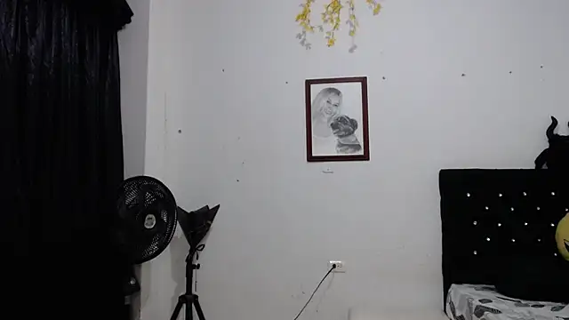 venuz mendoza20 online show from 11-04-25, 01:59