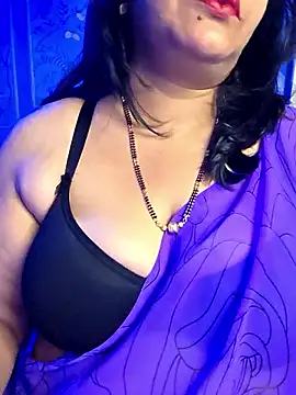 Snapshot of tarivishu23 chatting on 05-30-26, 01:23 tarivishu23 online show from 05-30-26, 01:23
