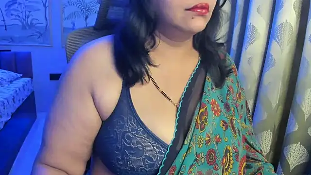 Snapshot of tarivishu23 chatting on 05-31-26, 02:06 tarivishu23 online show from 05-31-26, 02:06
