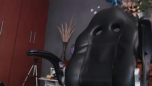 geirge teacherxx online show from 01-23-25, 08:13