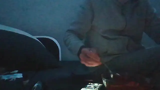 Snapshot of InMeinenMund chatting on 11-15-25, 05:33 InMeinenMund online show from 11-15-25, 05:33