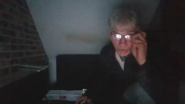 Snapshot of InMeinenMund chatting on 09-23-25, 12:39 InMeinenMund online show from 09-23-25, 12:39