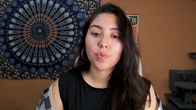 IntimateTales online show from 11-07-25, 06:34