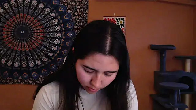 Snapshot of IntimateTales chatting on 03-06-25, 04:17 IntimateTales online show from 03-06-25, 04:17