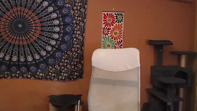 Snapshot of IntimateTales chatting on 03-03-25, 06:46 IntimateTales online show from 03-03-25, 06:46