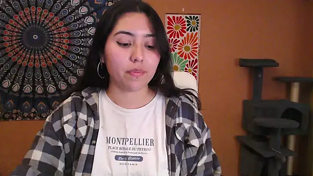 Snapshot of IntimateTales chatting on 03-03-25, 03:43 IntimateTales online show from 03-03-25, 03:43