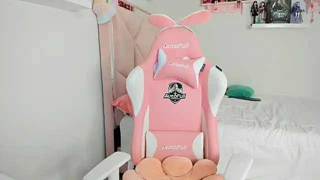 cherrycute online show from 12-04-24, 01:08