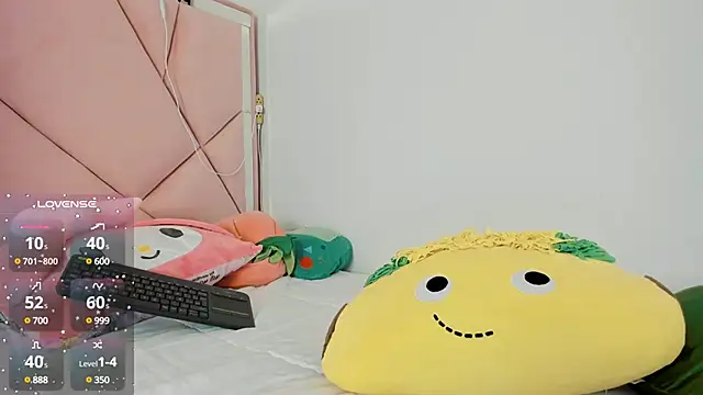 cherrycute online show from 12-08-24, 03:07