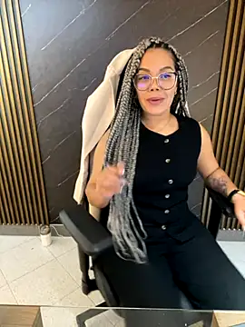 KellyBrooklyn  online show from 10-21-25, 01:21