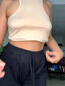 Snapshot of deepthroatlatina chatting on 09-09-25, 06:39 deepthroatlatina online show from 09-09-25, 06:39