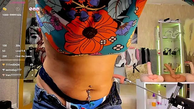 Snapshot of deepthroatlatina chatting on 12-09-24, 05:29 deepthroatlatina online show from 12-09-24, 05:29