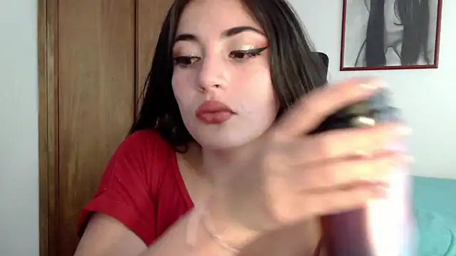 Snapshot of Honey_Aynur20 chatting on 09-22-25, 07:09 Honey Aynur20 online show from 09-22-25, 07:09