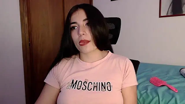 Snapshot of Honey_Aynur20 chatting on 09-19-25, 09:30 Honey Aynur20 online show from 09-19-25, 09:30