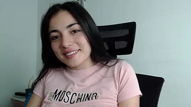 Snapshot of Honey_Aynur20 chatting on 12-04-24, 02:42 Honey Aynur20 online show from 12-04-24, 02:42