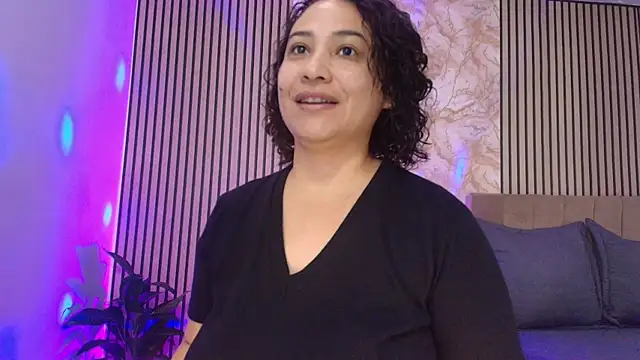 JuliRamirez online show from 01-10-26, 12:22