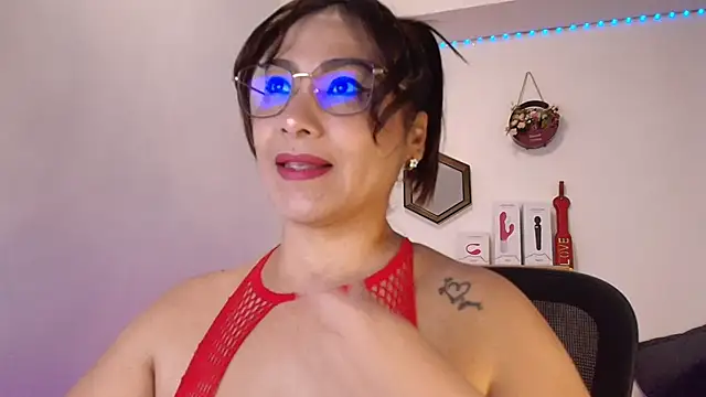 JuliRamirez online show from 03-09-25, 02:21