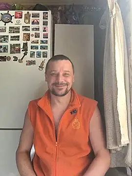 DanielOhCool online show from 09-15-25, 08:04