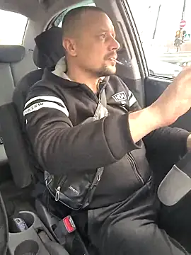 DanielOhCool online show from 04-11-26, 07:45