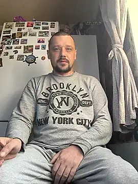 DanielOhCool online show from 04-18-26, 06:27