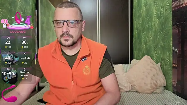 DanielOhCool online show from 09-22-25, 06:08