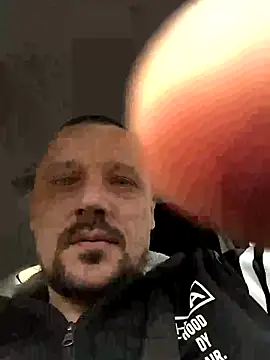 DanielOhCool online show from 04-07-26, 09:11