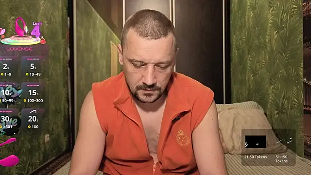 DanielOhCool online show from 11-08-25, 05:22