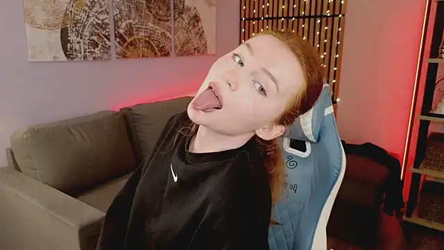 GingerArin online show from 10-24-25, 10:14