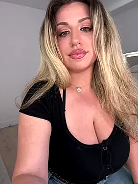 miamellycious online show from 09-18-25, 04:43