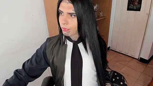 herreraisa official online show from 02-02-26, 09:47