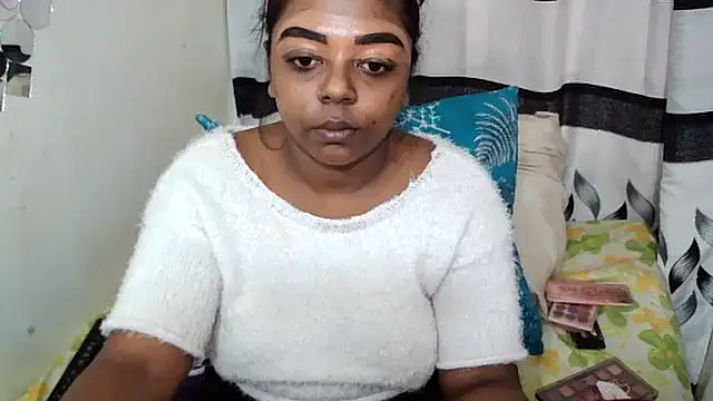 Snapshot of Indian_FireXX chatting on 04-21-26, 05:58 Indian FireXX online show from 04-21-26, 05:58