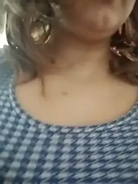 Snapshot of SWEETLUNA077 chatting on 01-07-26, 08:30 SWEETLUNA077 online show from 01-07-26, 08:30