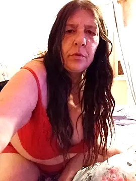 Snapshot of Leanne43 chatting on 05-05-26, 12:35 Leanne43 online show from 05-05-26, 12:35