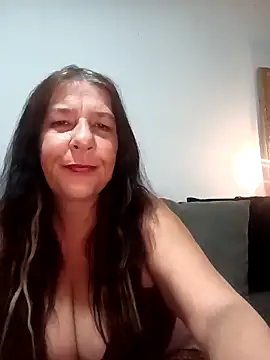 Leanne43 online show from 12-13-25, 08:04